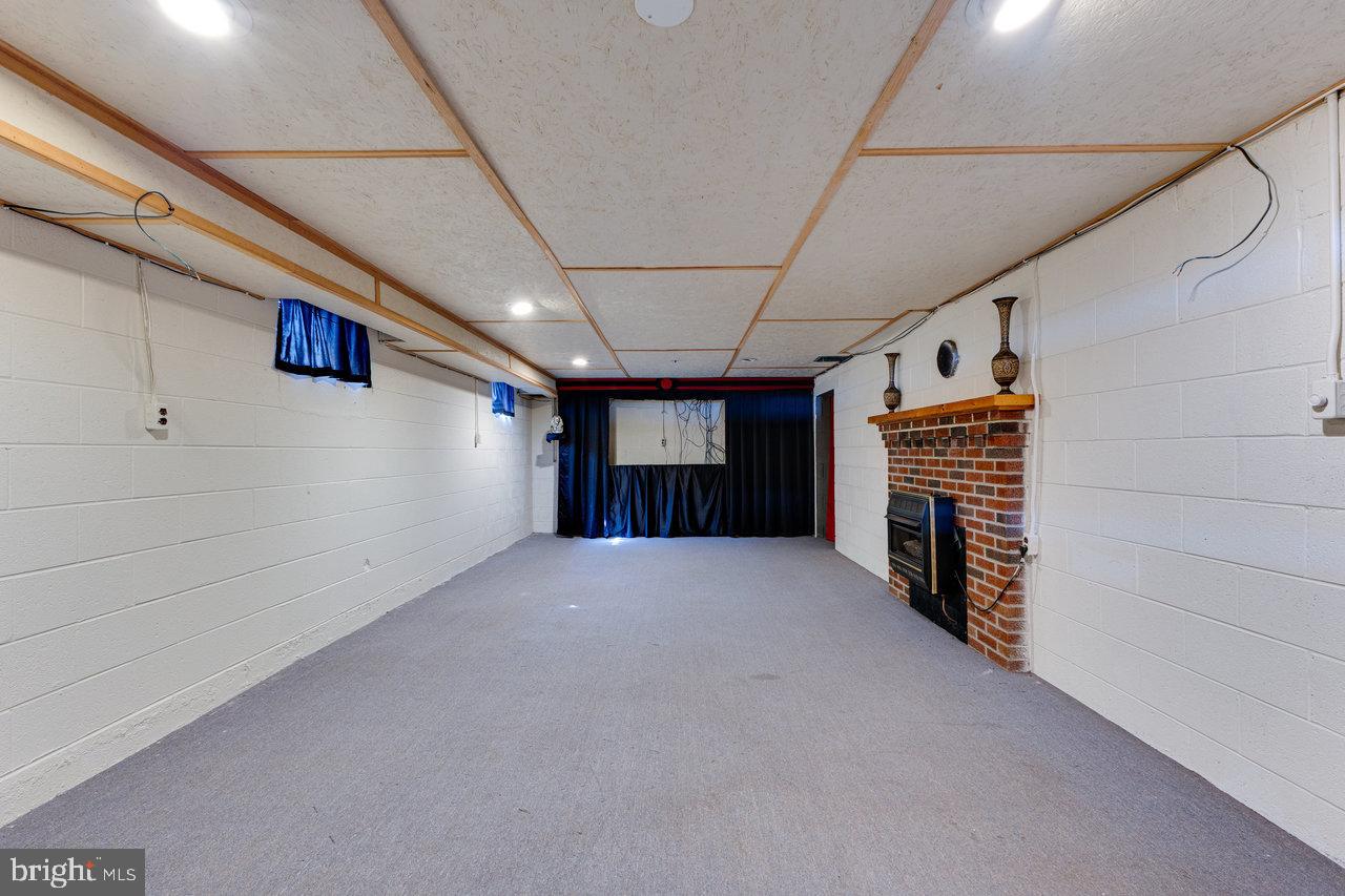 EUGENE PARK - Residential