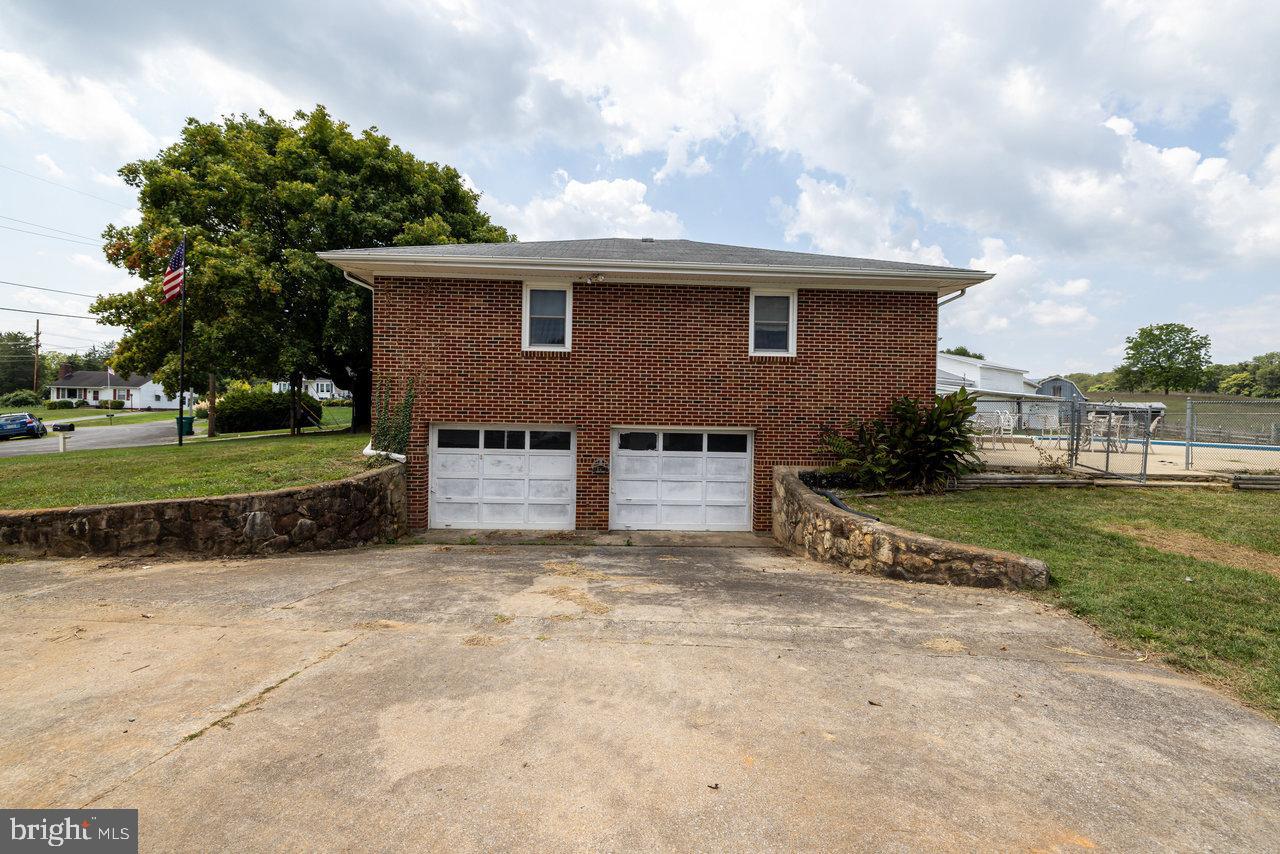 EUGENE PARK - Residential