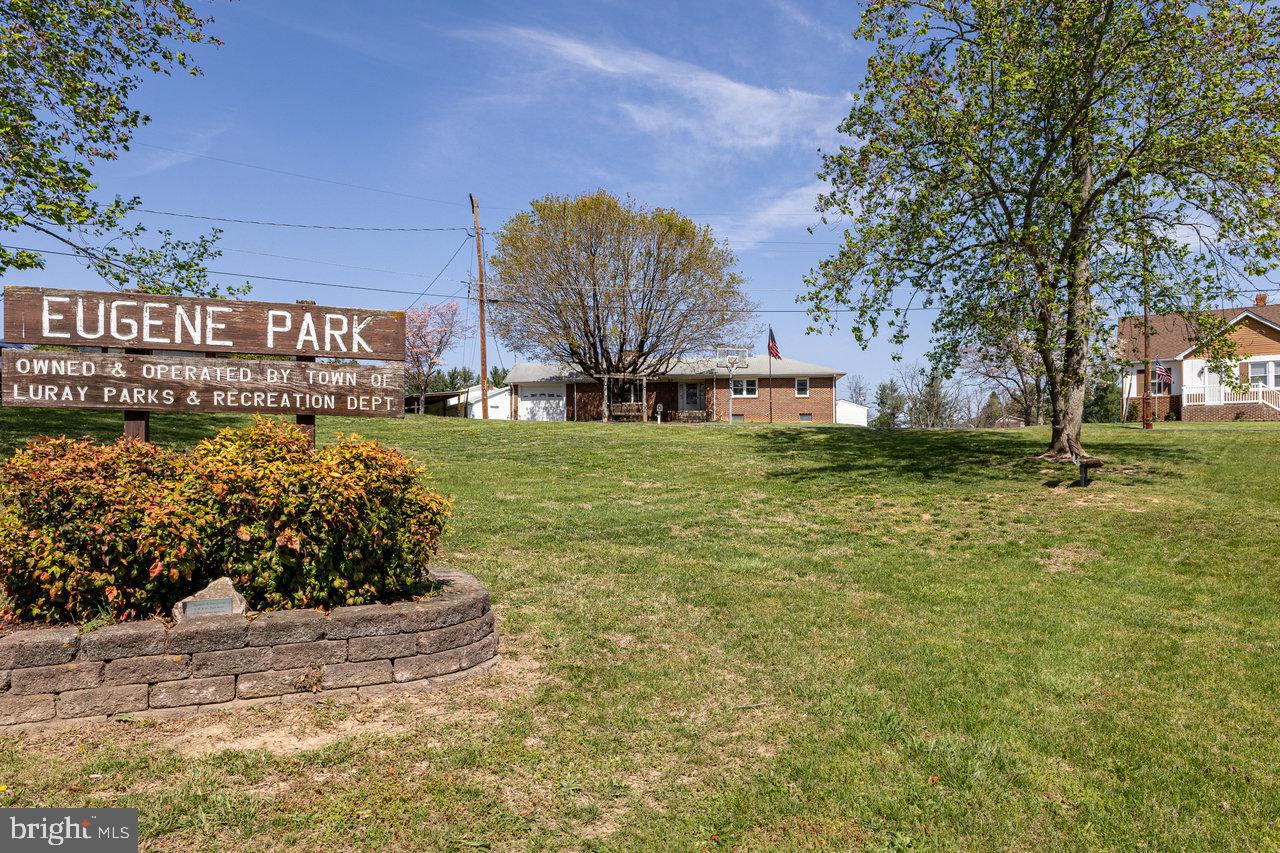 EUGENE PARK - Residential