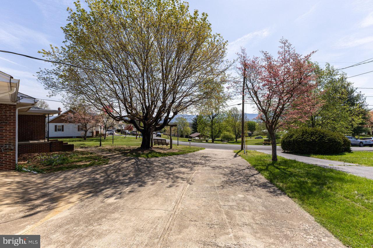 EUGENE PARK - Residential