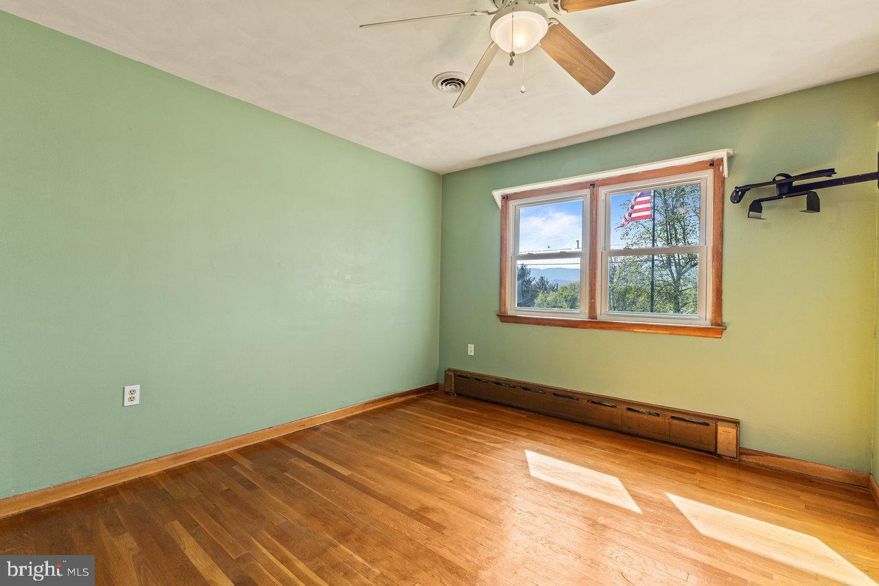 EUGENE PARK - Residential