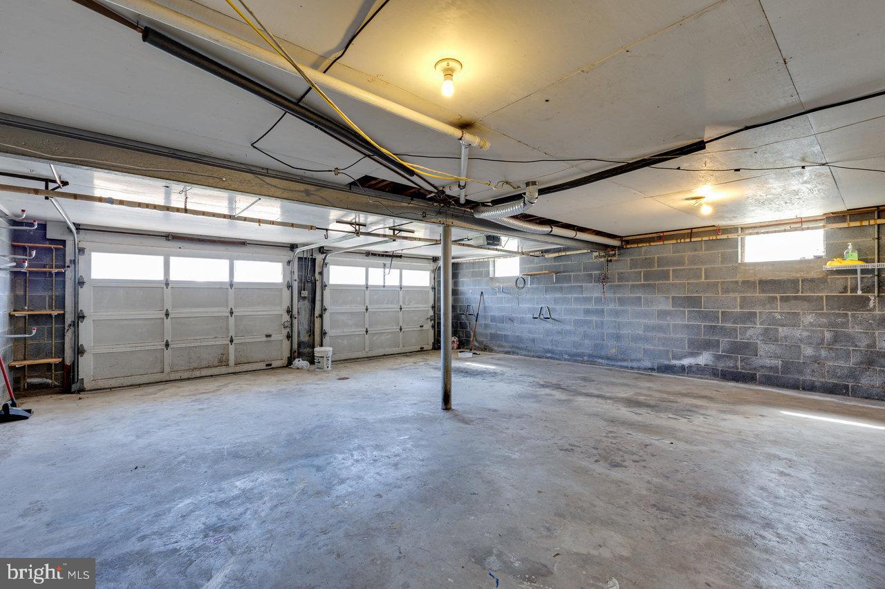 EUGENE PARK - Residential