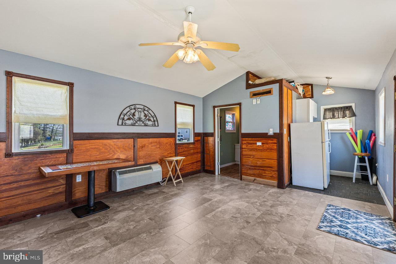 EUGENE PARK - Residential