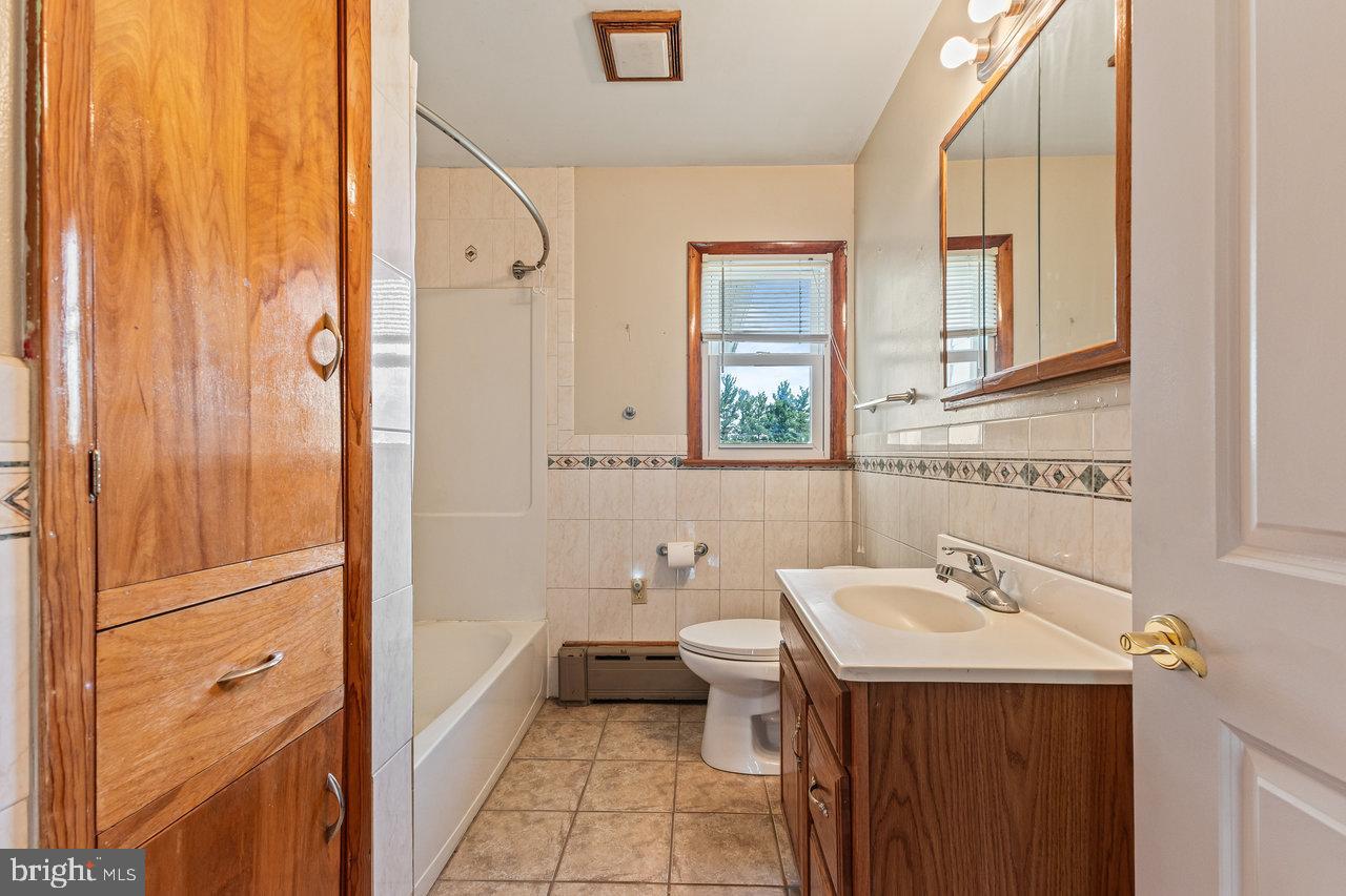 EUGENE PARK - Residential