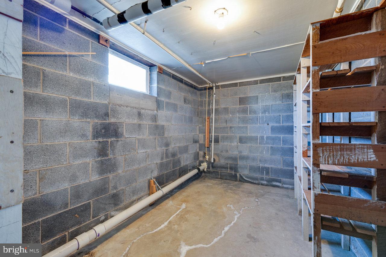 EUGENE PARK - Residential