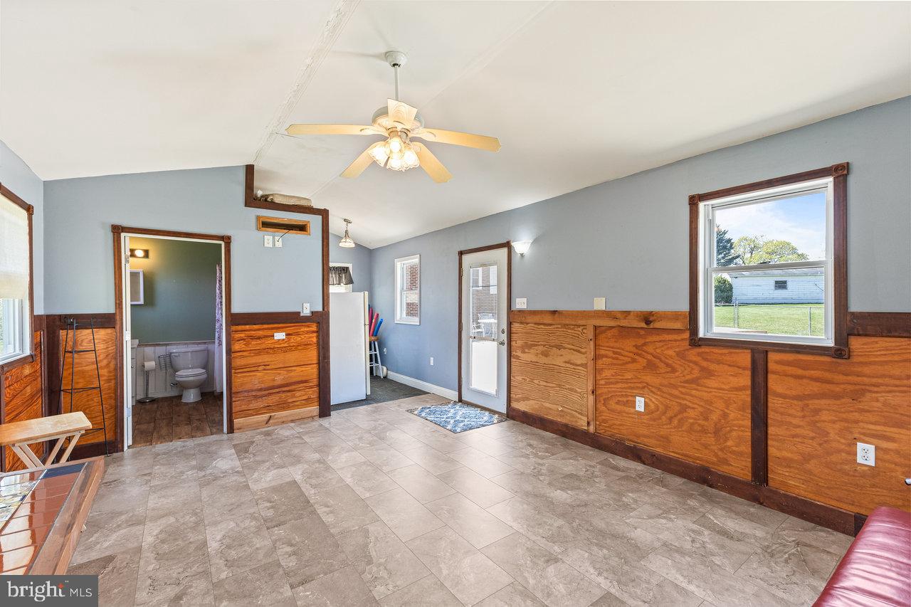 EUGENE PARK - Residential