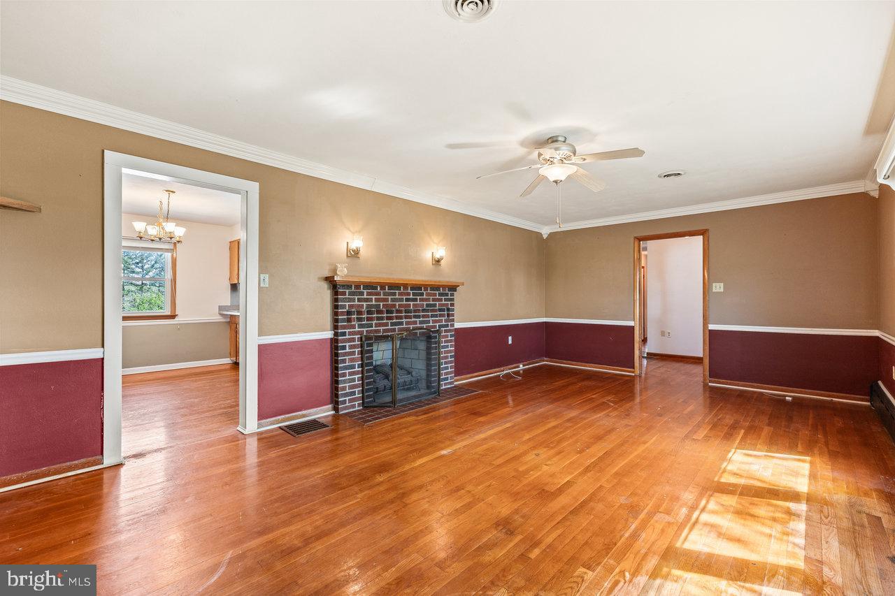 EUGENE PARK - Residential