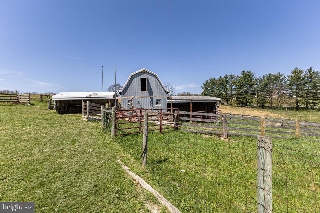 EUGENE PARK - Residential