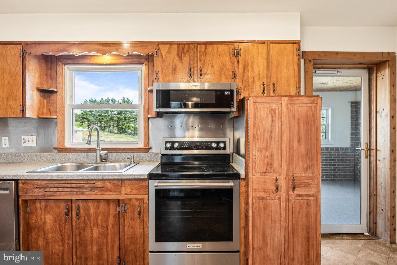 EUGENE PARK - Residential