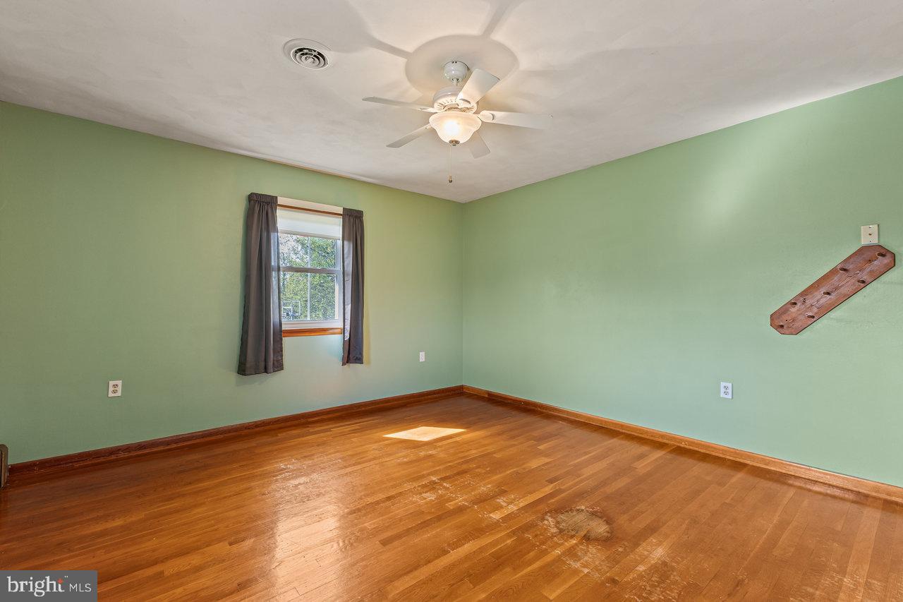 EUGENE PARK - Residential