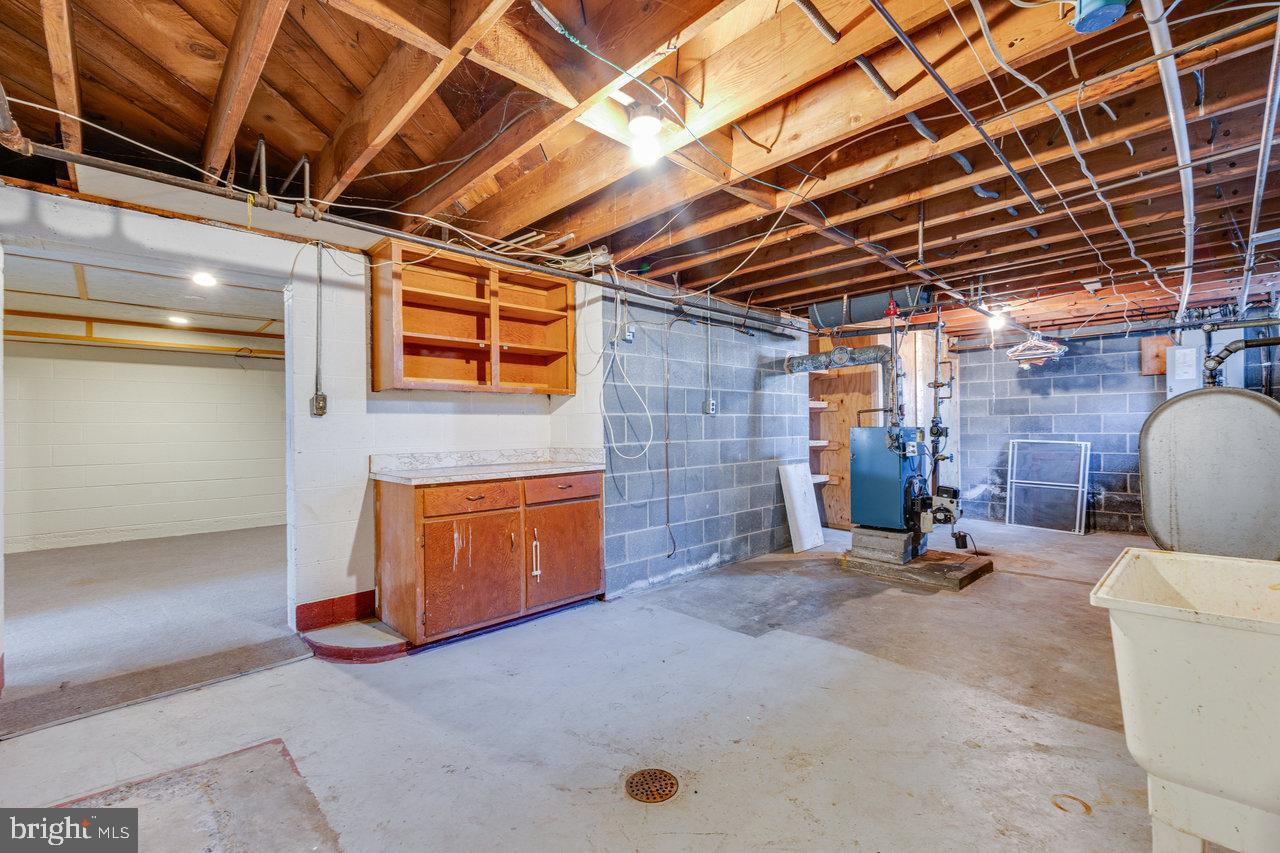 EUGENE PARK - Residential