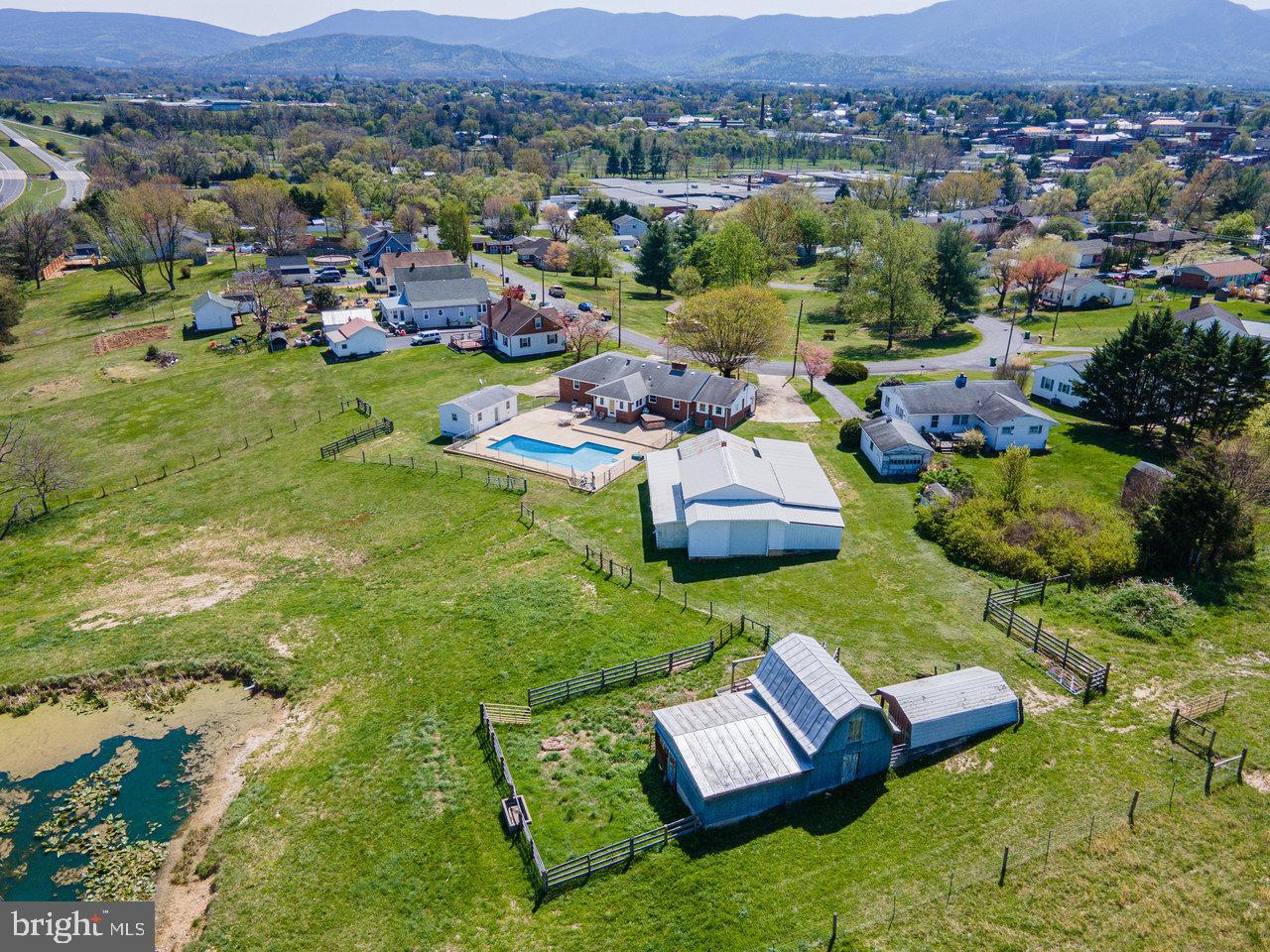 EUGENE PARK - Residential