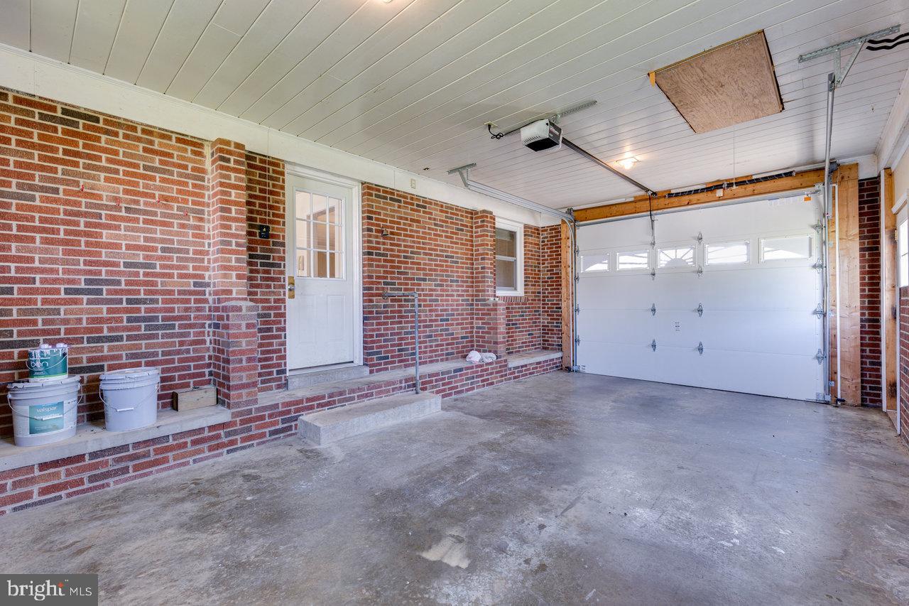 EUGENE PARK - Residential