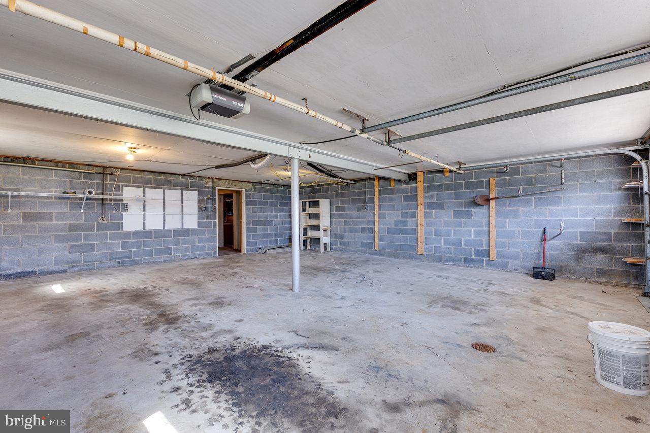 EUGENE PARK - Residential