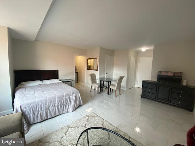 1011 ARLINGTON BOULEVARD 812