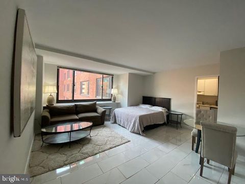 1011 ARLINGTON BOULEVARD 812 ARLINGTON VA 22209