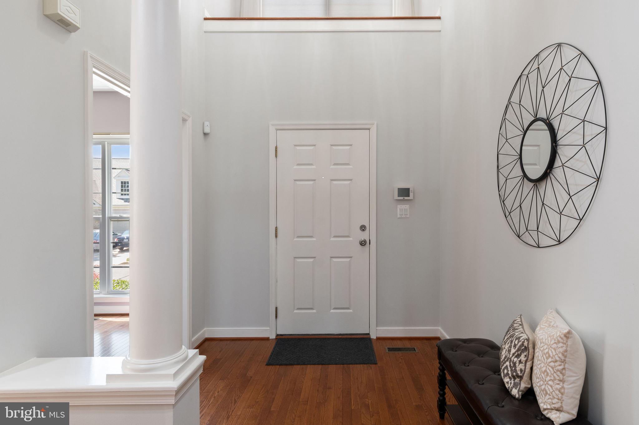 13191 TRIPLE CROWN LOOP