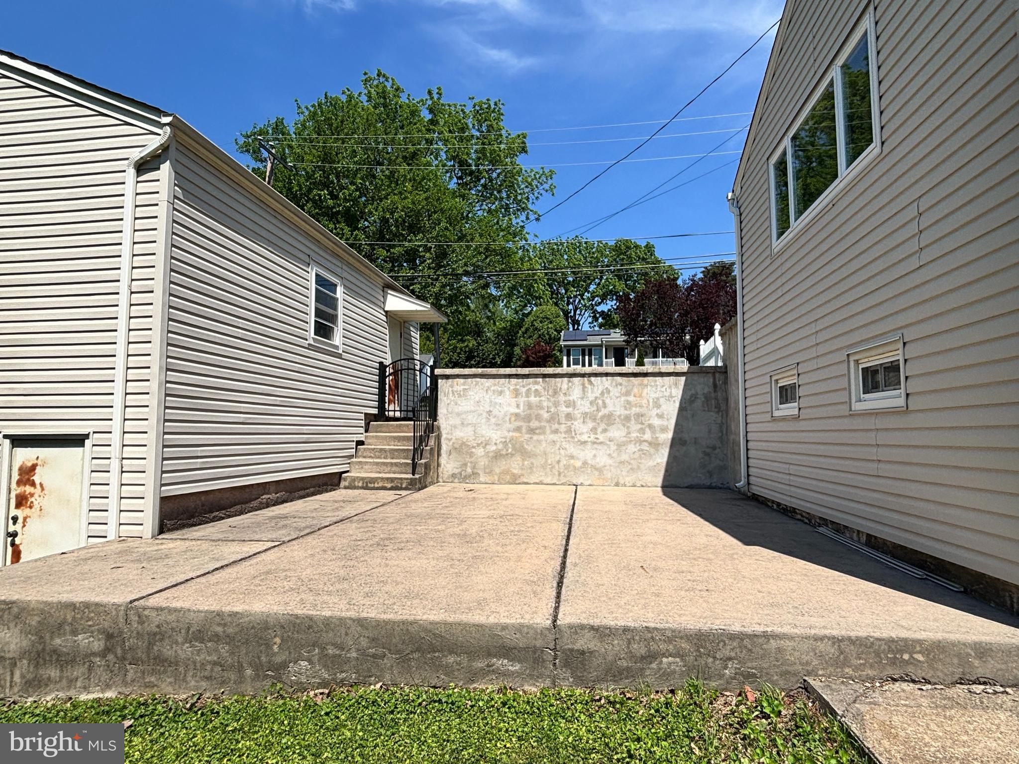 BELMONT HILLS - Residential