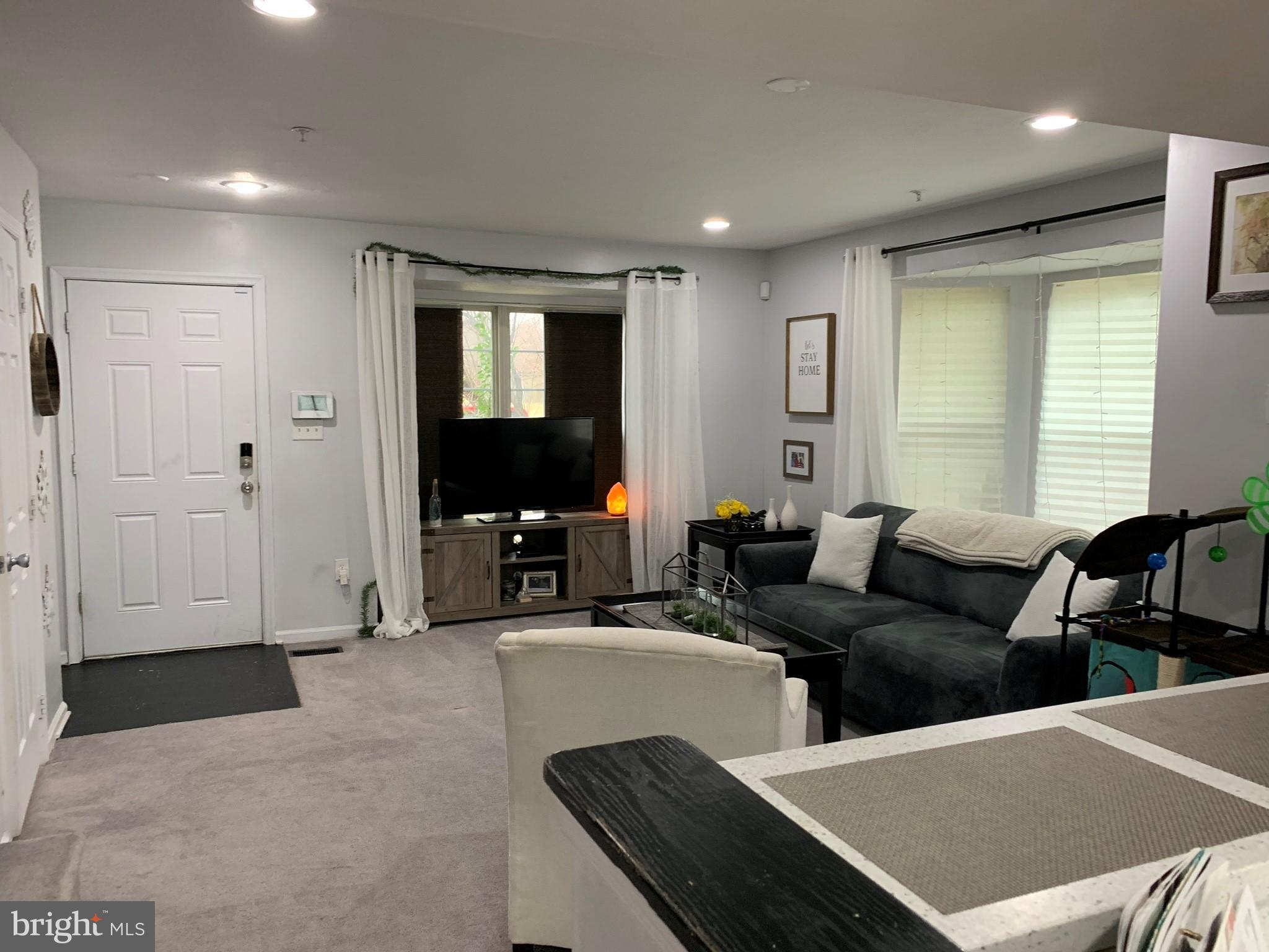 PUTNAM GREEN - Residential