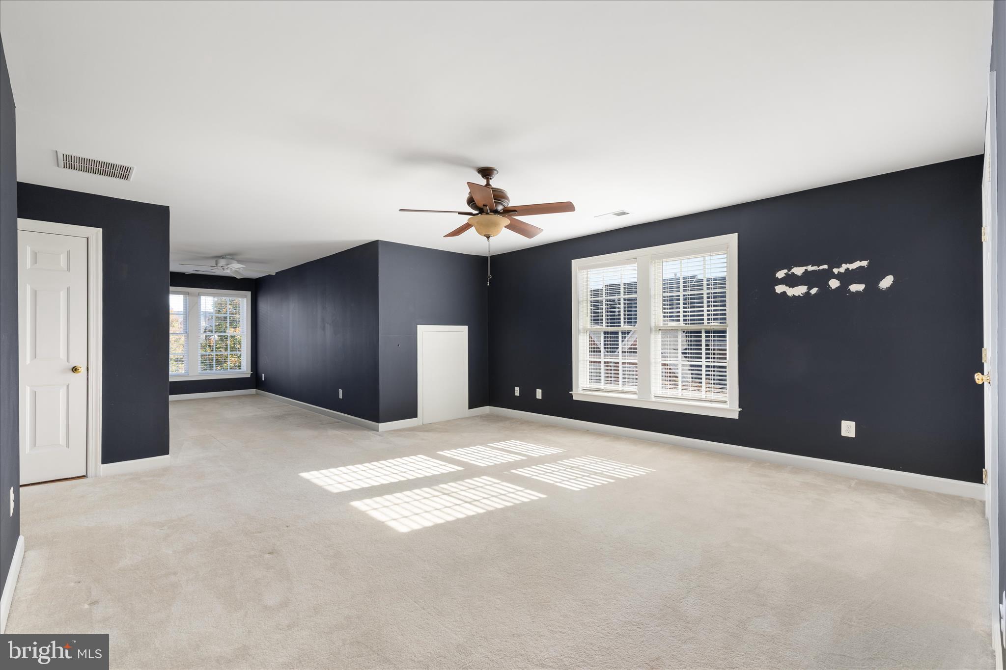 RIVER CREEK - Residential Lease