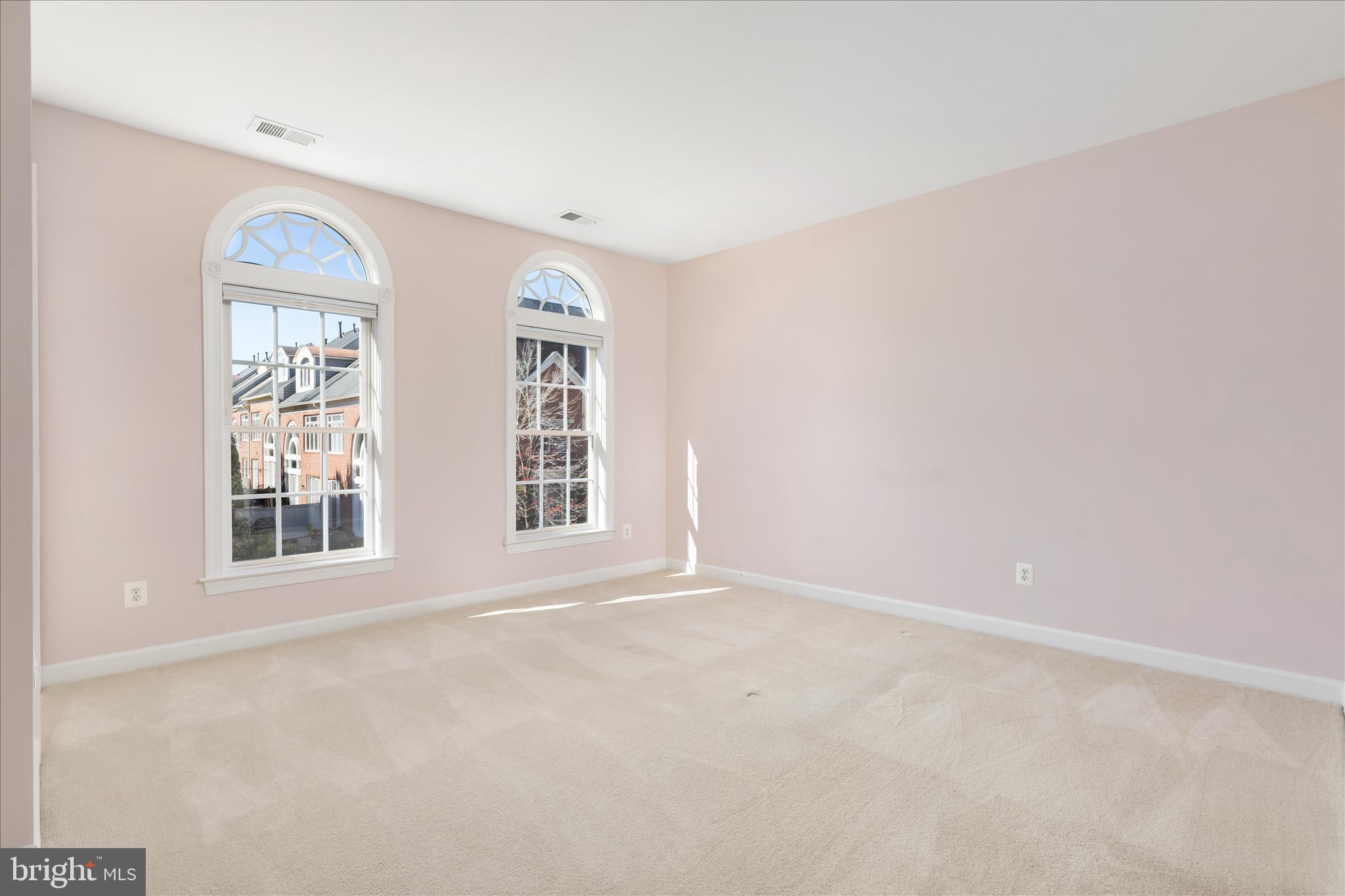 RIVER CREEK - Residential Lease