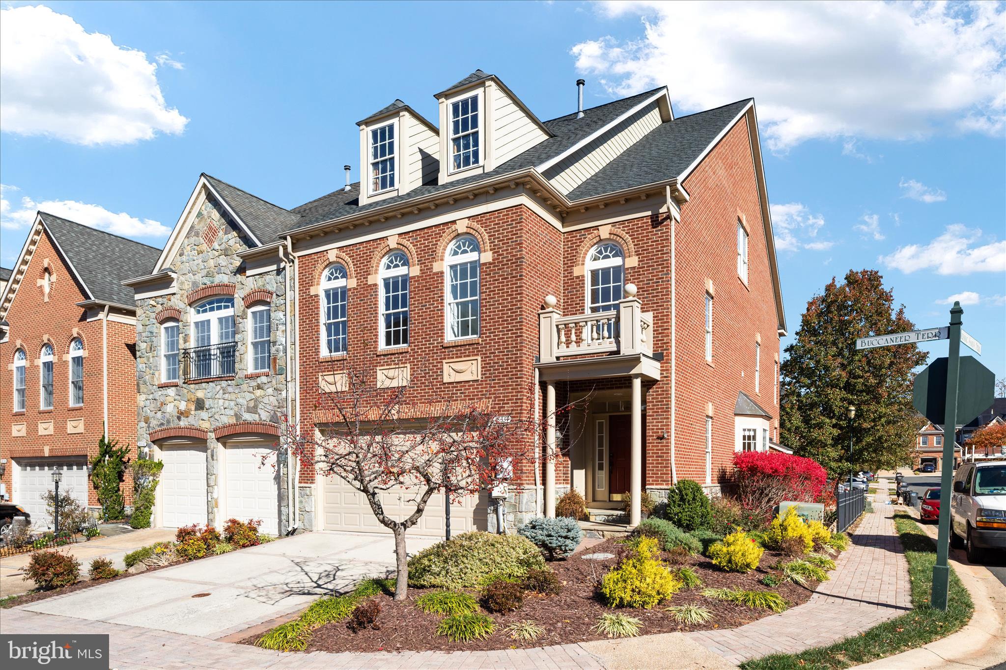 RIVER CREEK - Residential Lease