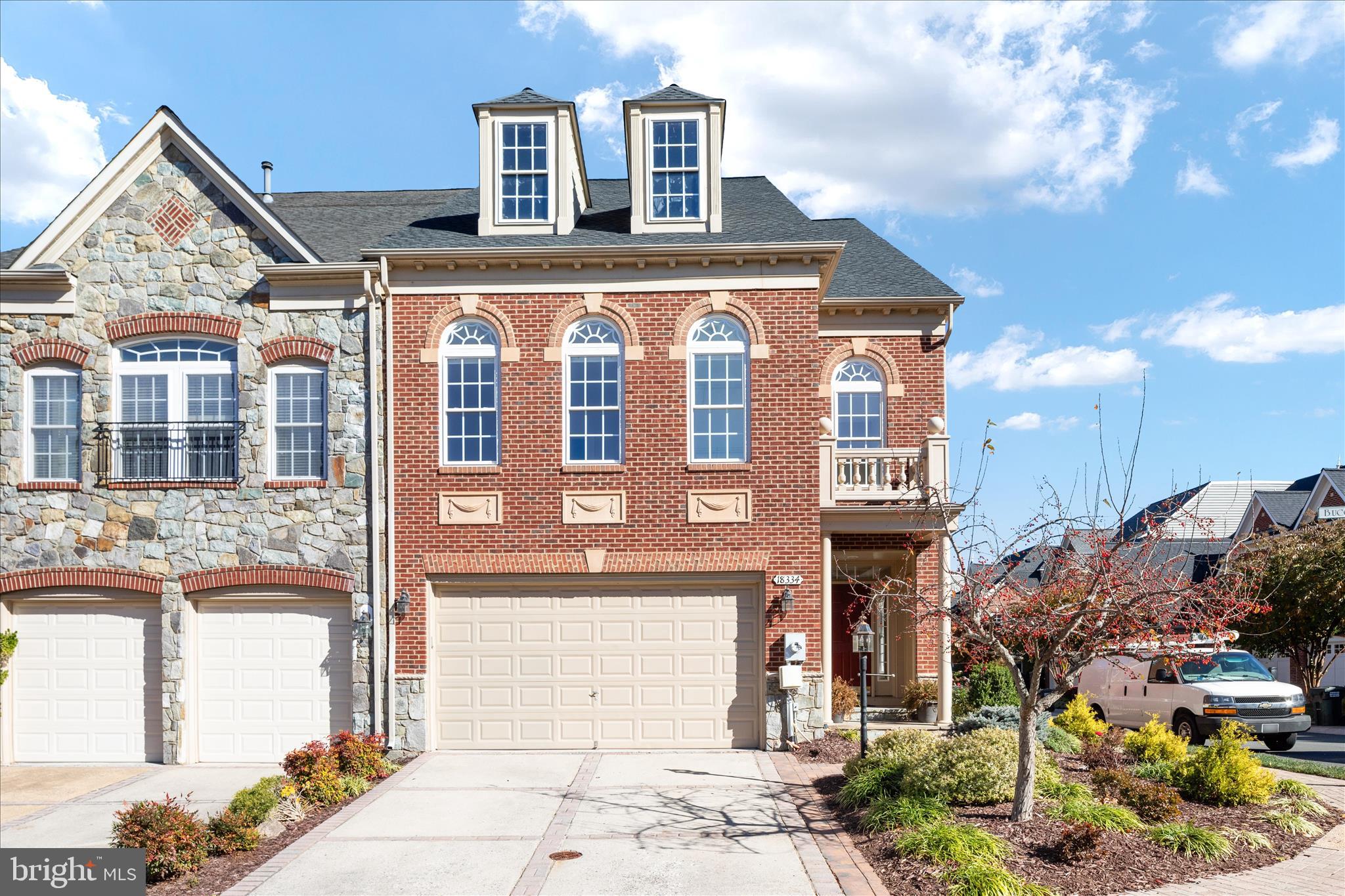 RIVER CREEK - Residential Lease