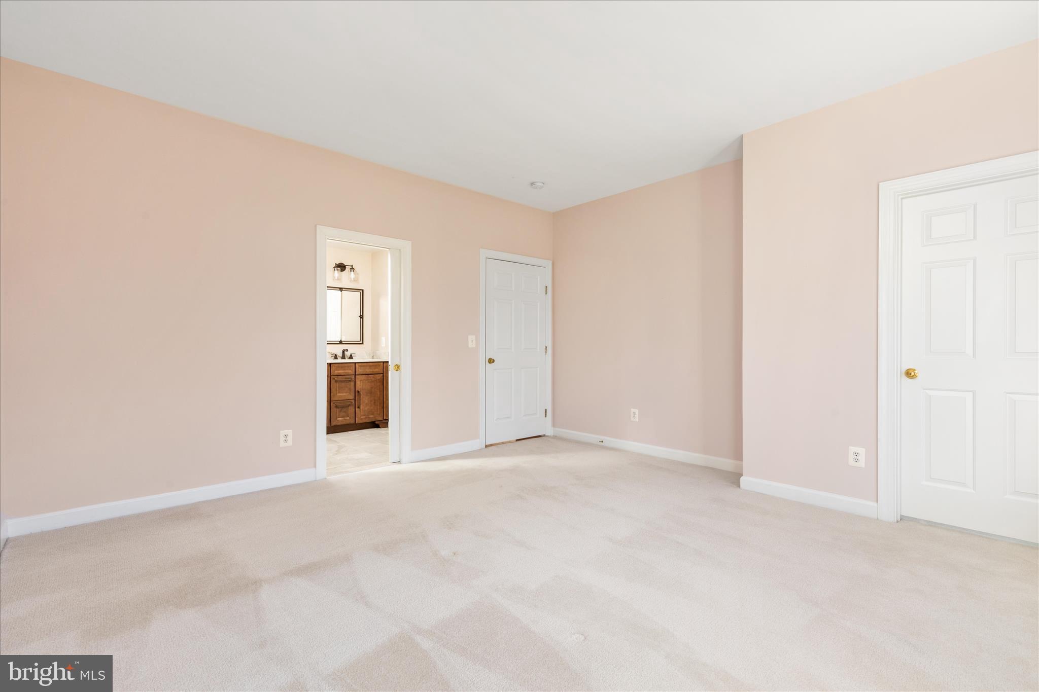 RIVER CREEK - Residential Lease