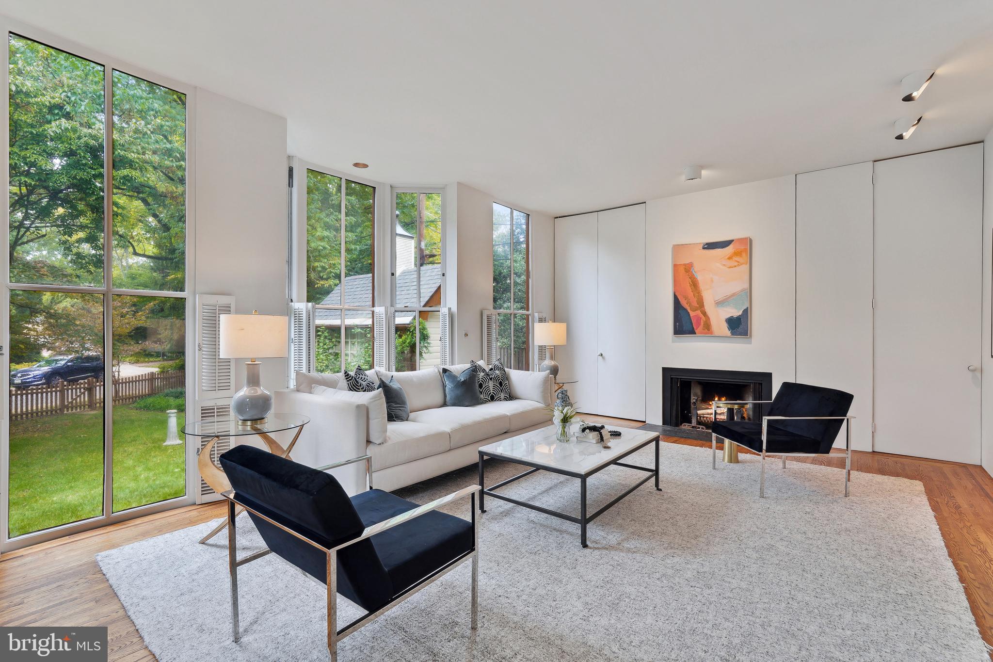 CHEVY CHASE VILLAGE - Residential