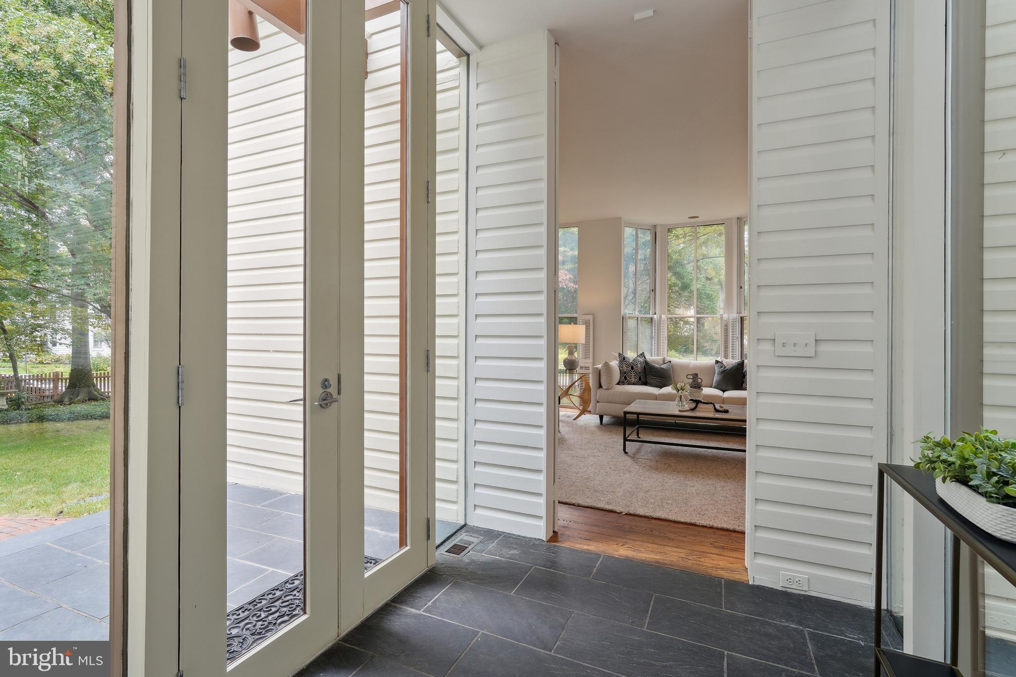 CHEVY CHASE VILLAGE - Residential