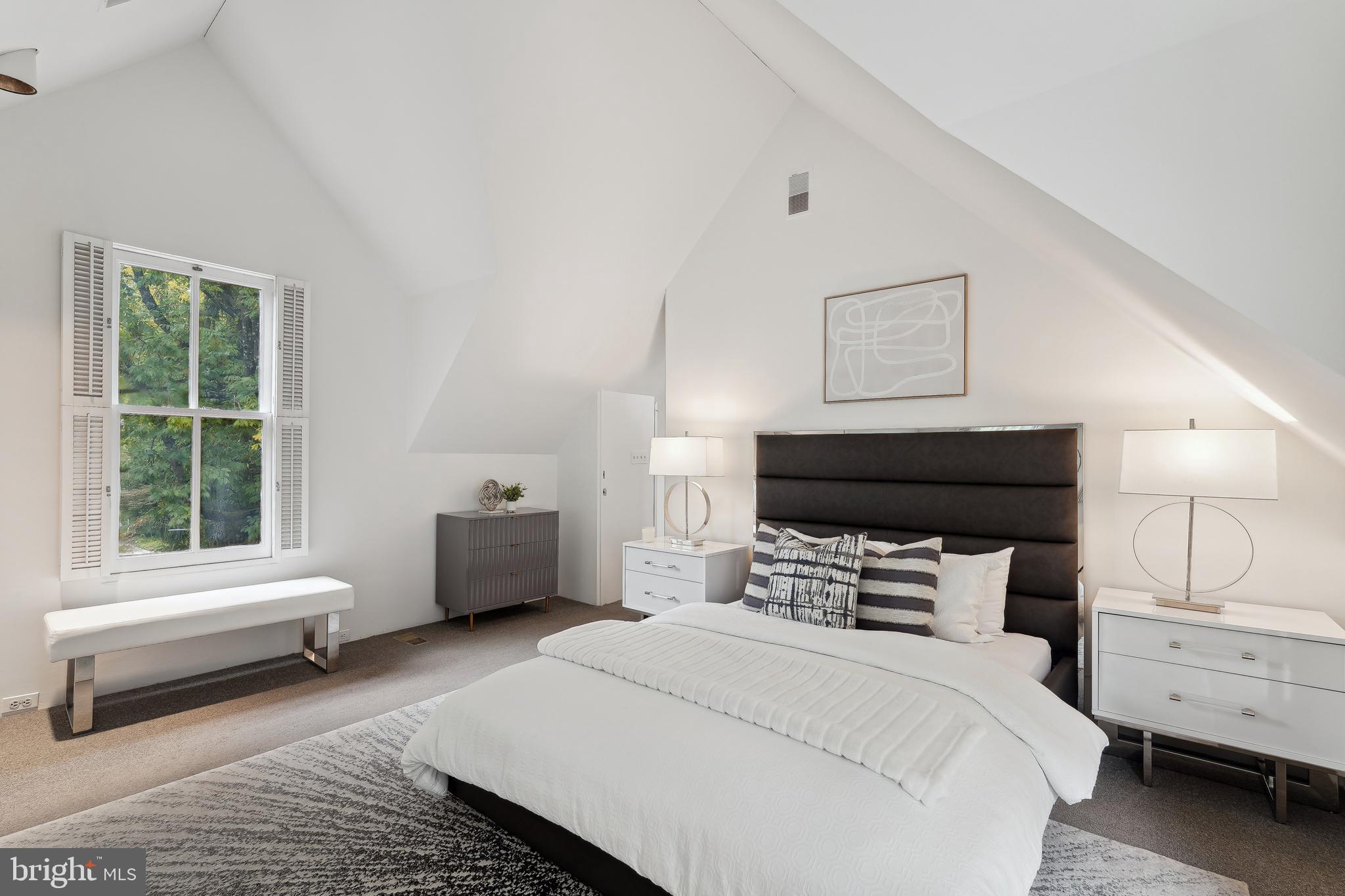 CHEVY CHASE VILLAGE - Residential