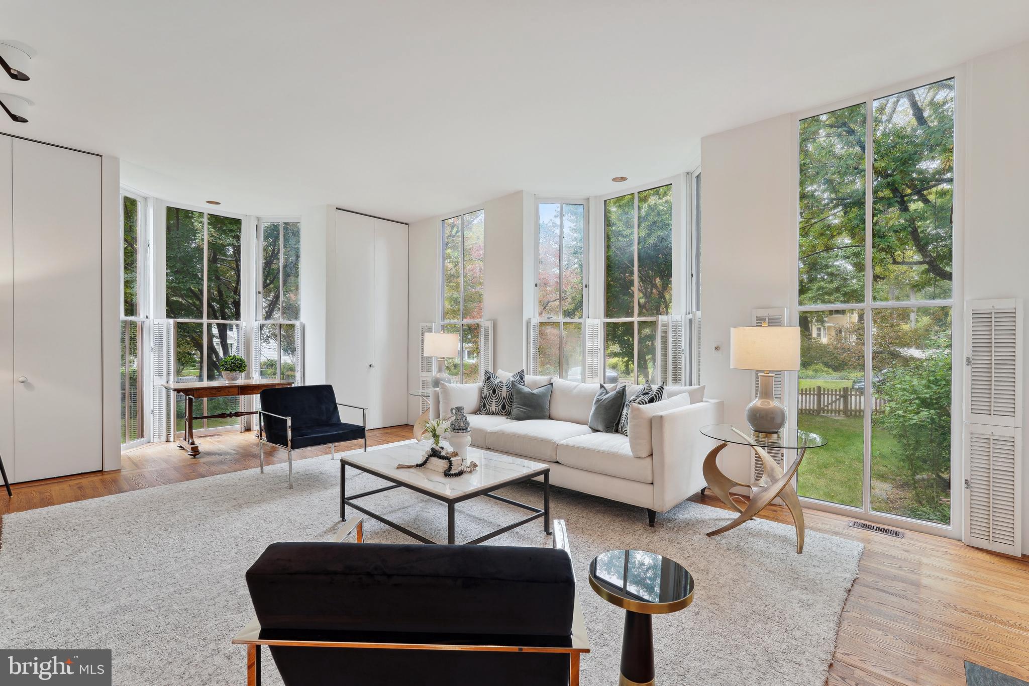 CHEVY CHASE VILLAGE - Residential