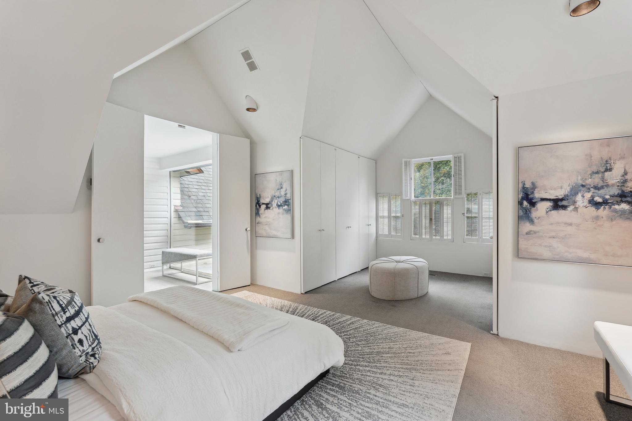 CHEVY CHASE VILLAGE - Residential