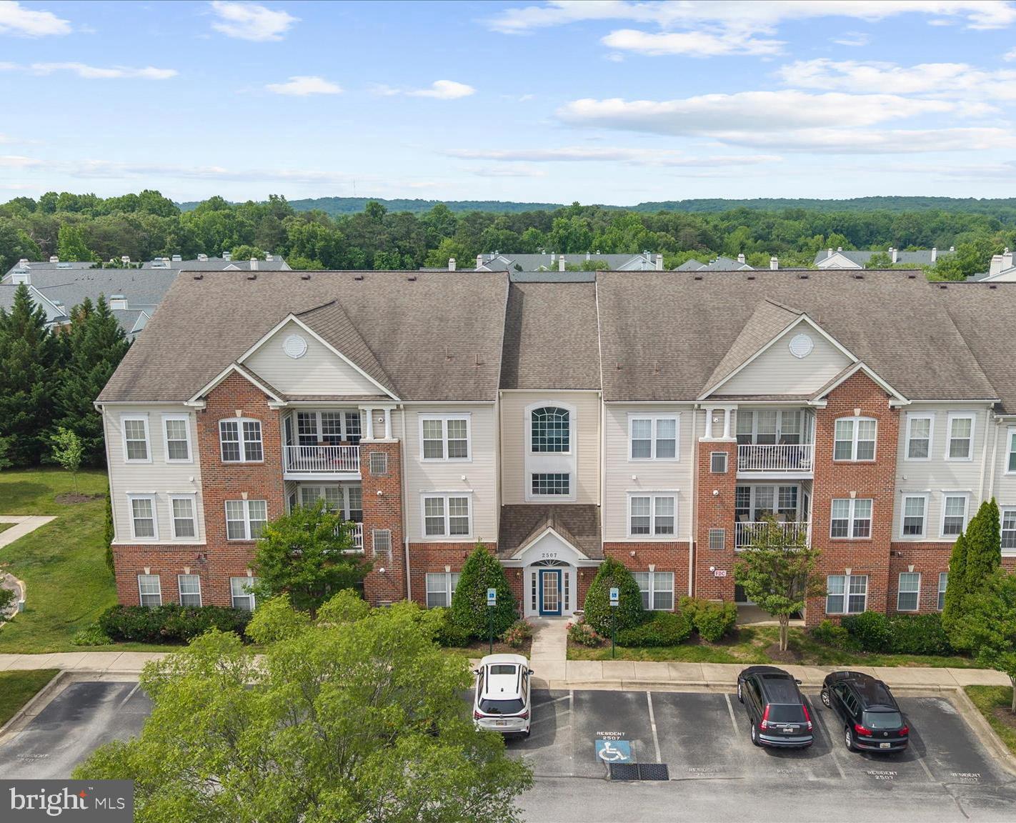 2507 AMBER ORCHARD COURT W 202