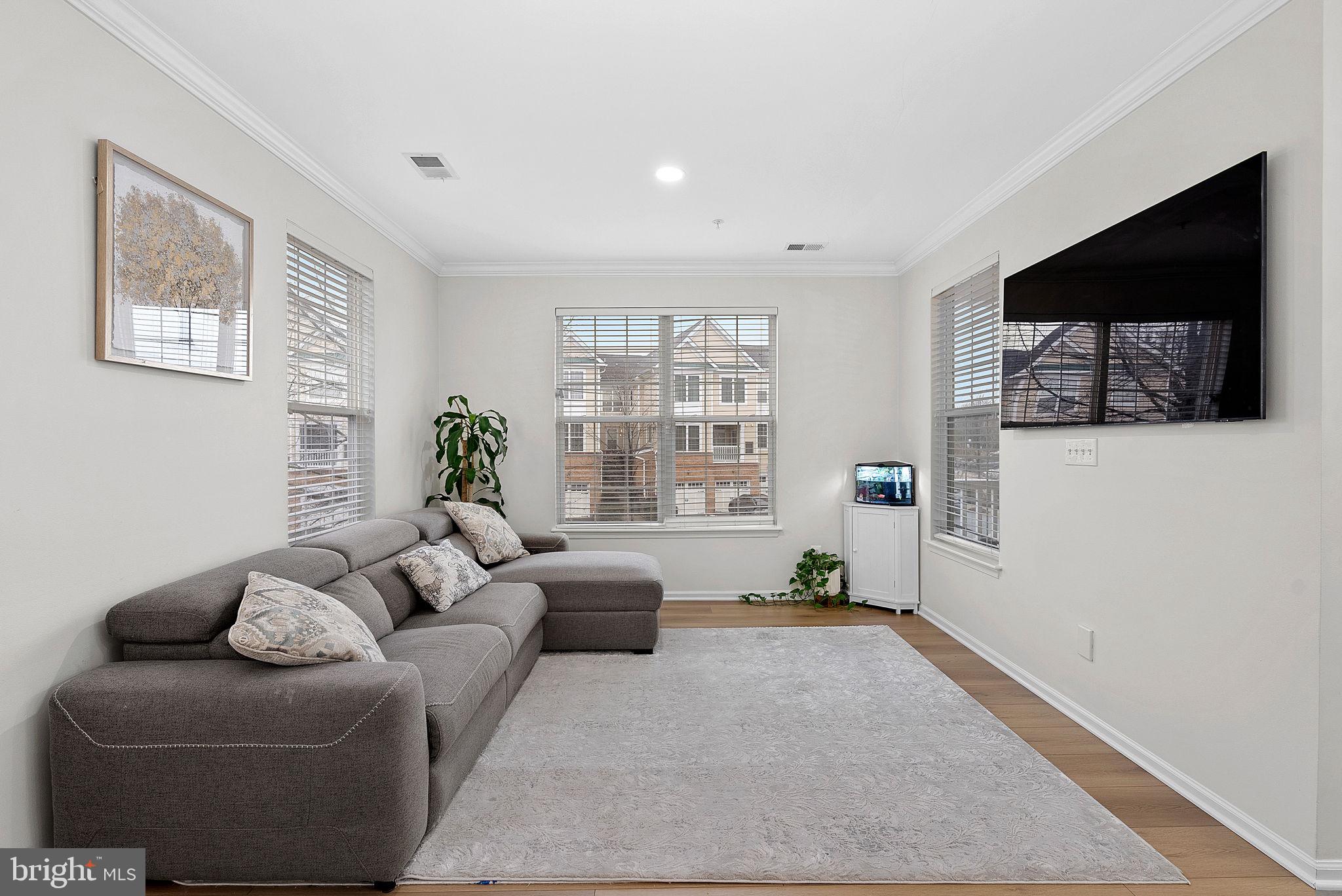 RIDGES AT BELMONT - Residential