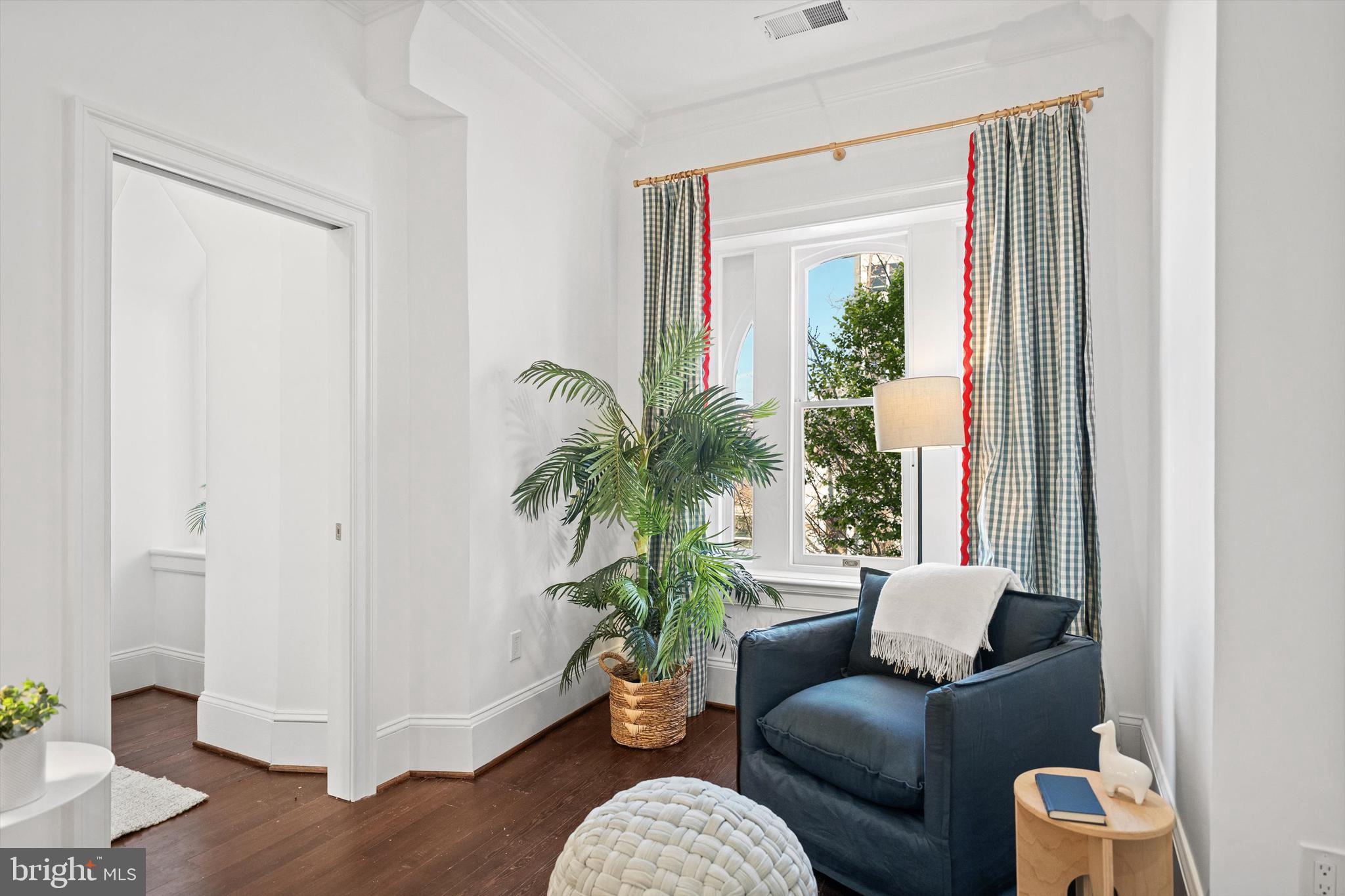 DUPONT CIRCLE - Residential