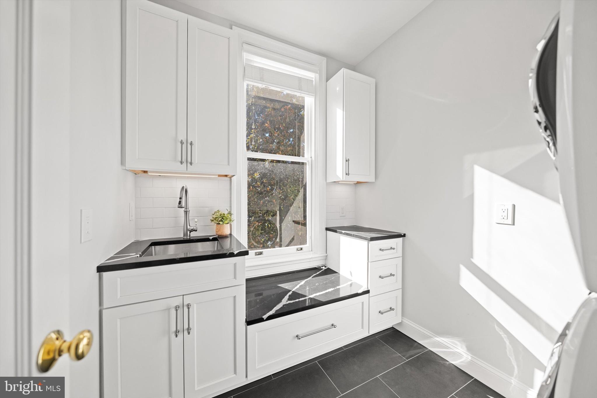DUPONT CIRCLE - Residential