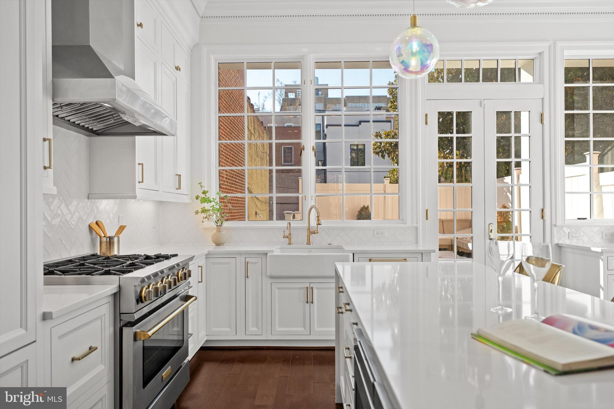 DUPONT CIRCLE - Residential