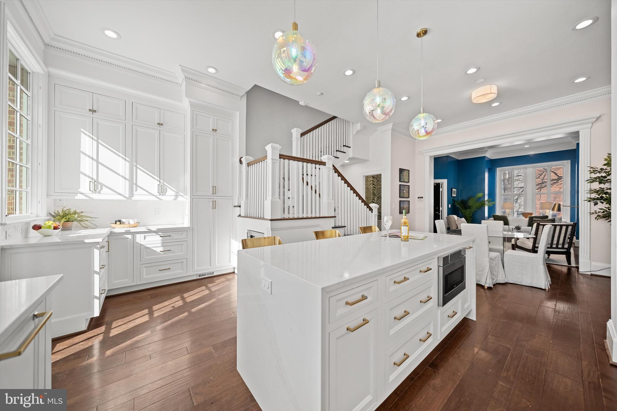 DUPONT CIRCLE - Residential