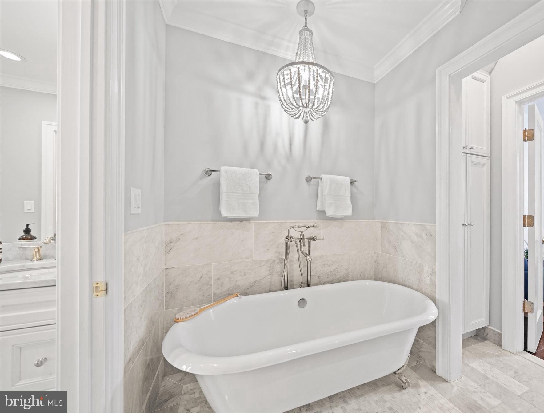 DUPONT CIRCLE - Residential