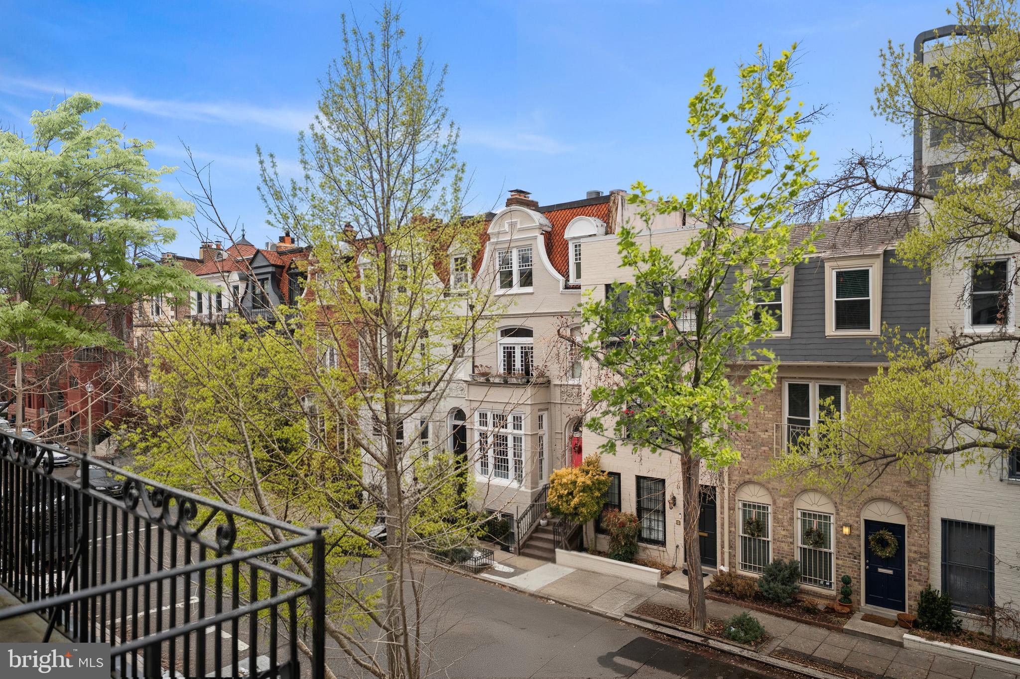 DUPONT CIRCLE - Residential