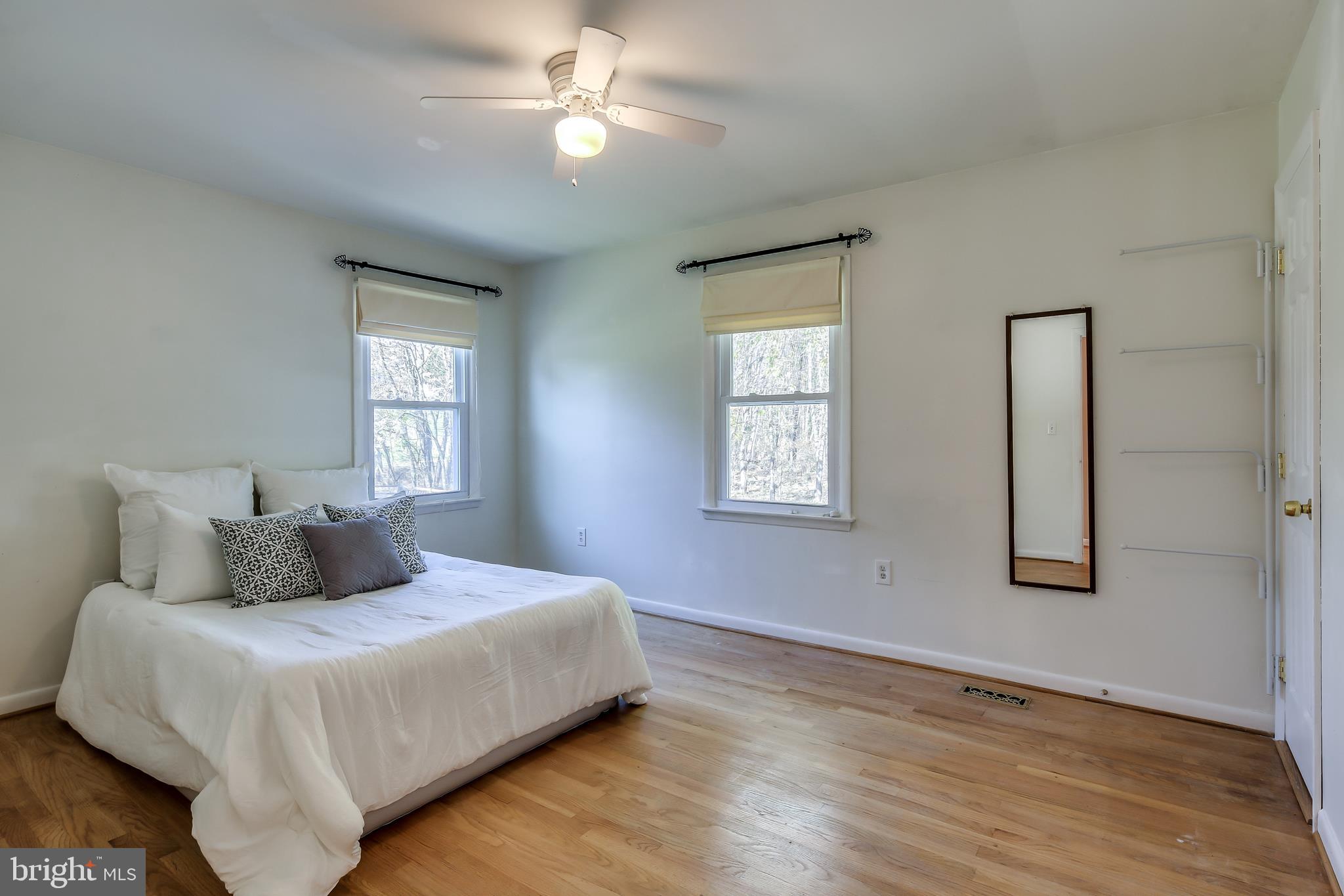 CARROLL SQUARE - Residential