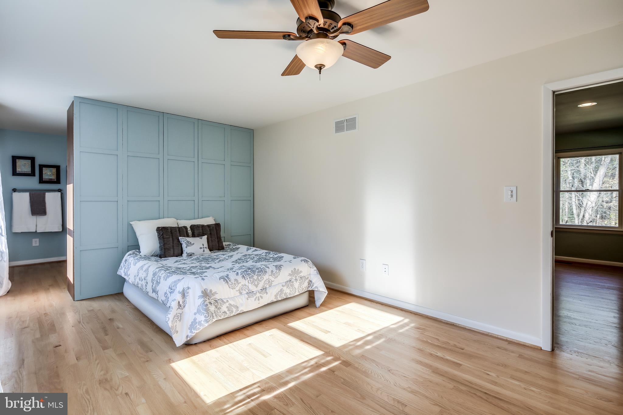 CARROLL SQUARE - Residential