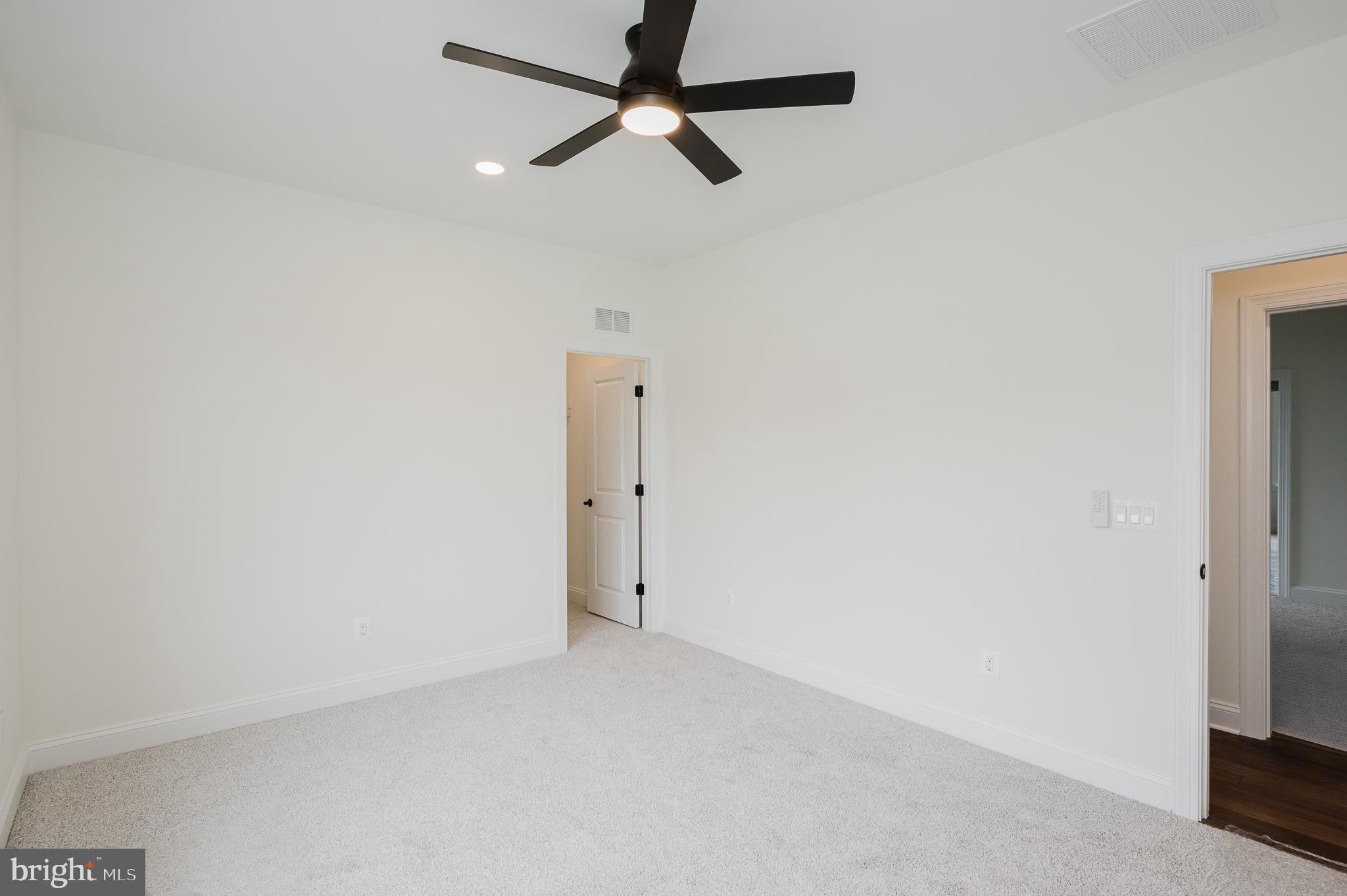 TALL OAKS MANOR - Residential