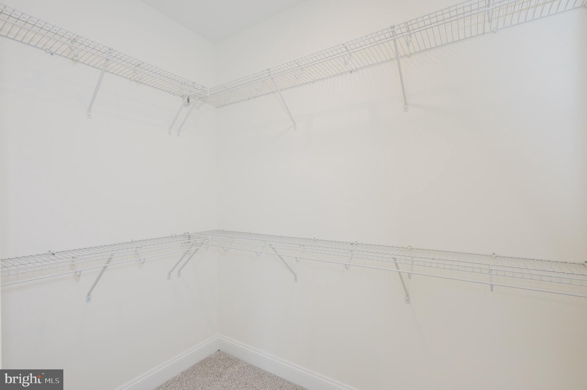 TALL OAKS MANOR - Residential