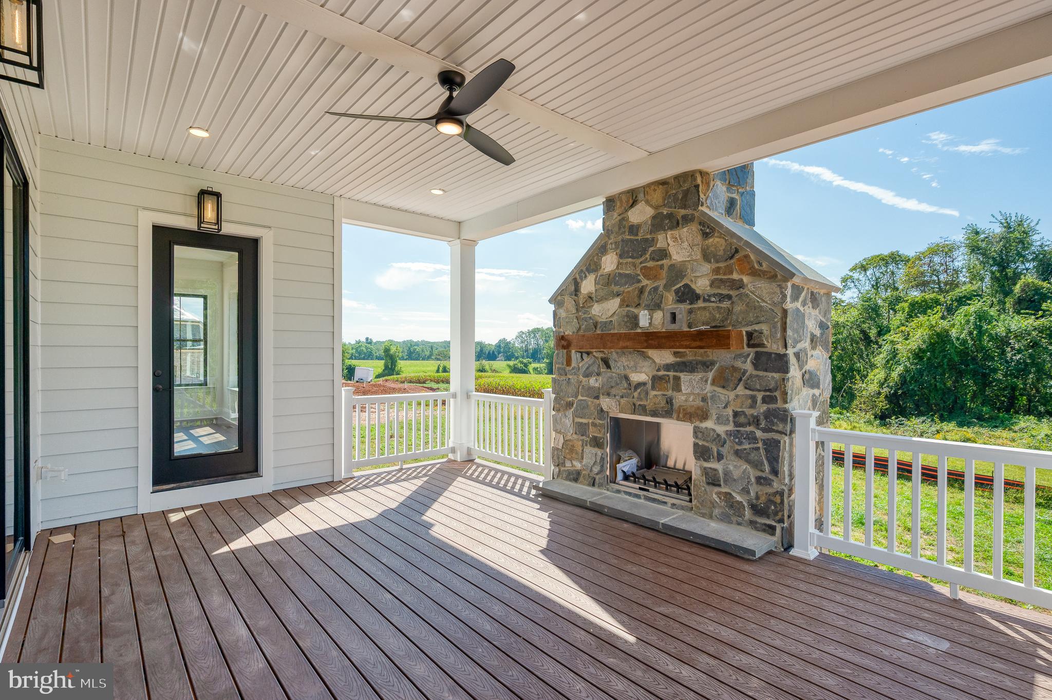 TALL OAKS MANOR - Residential