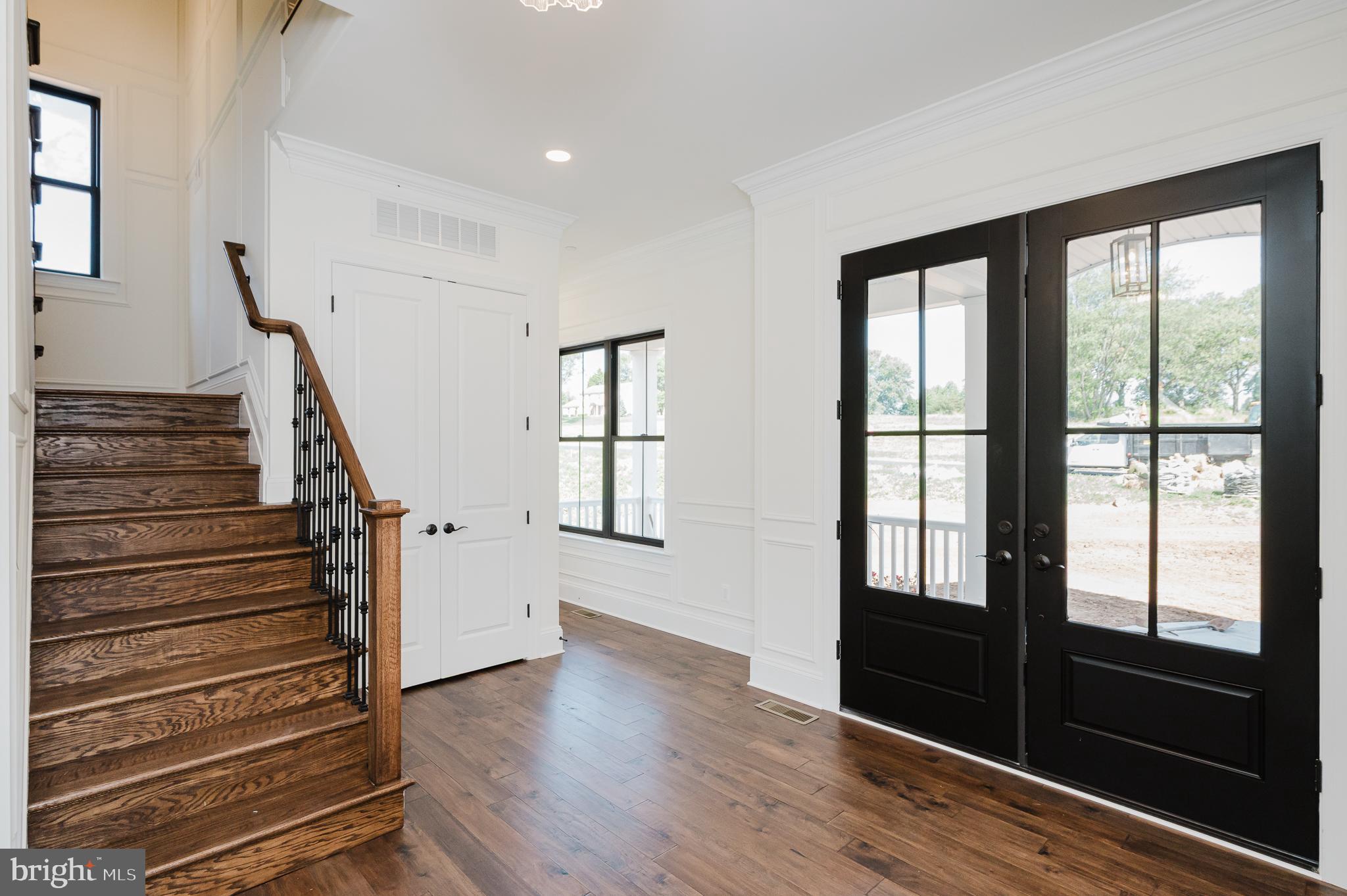 TALL OAKS MANOR - Residential