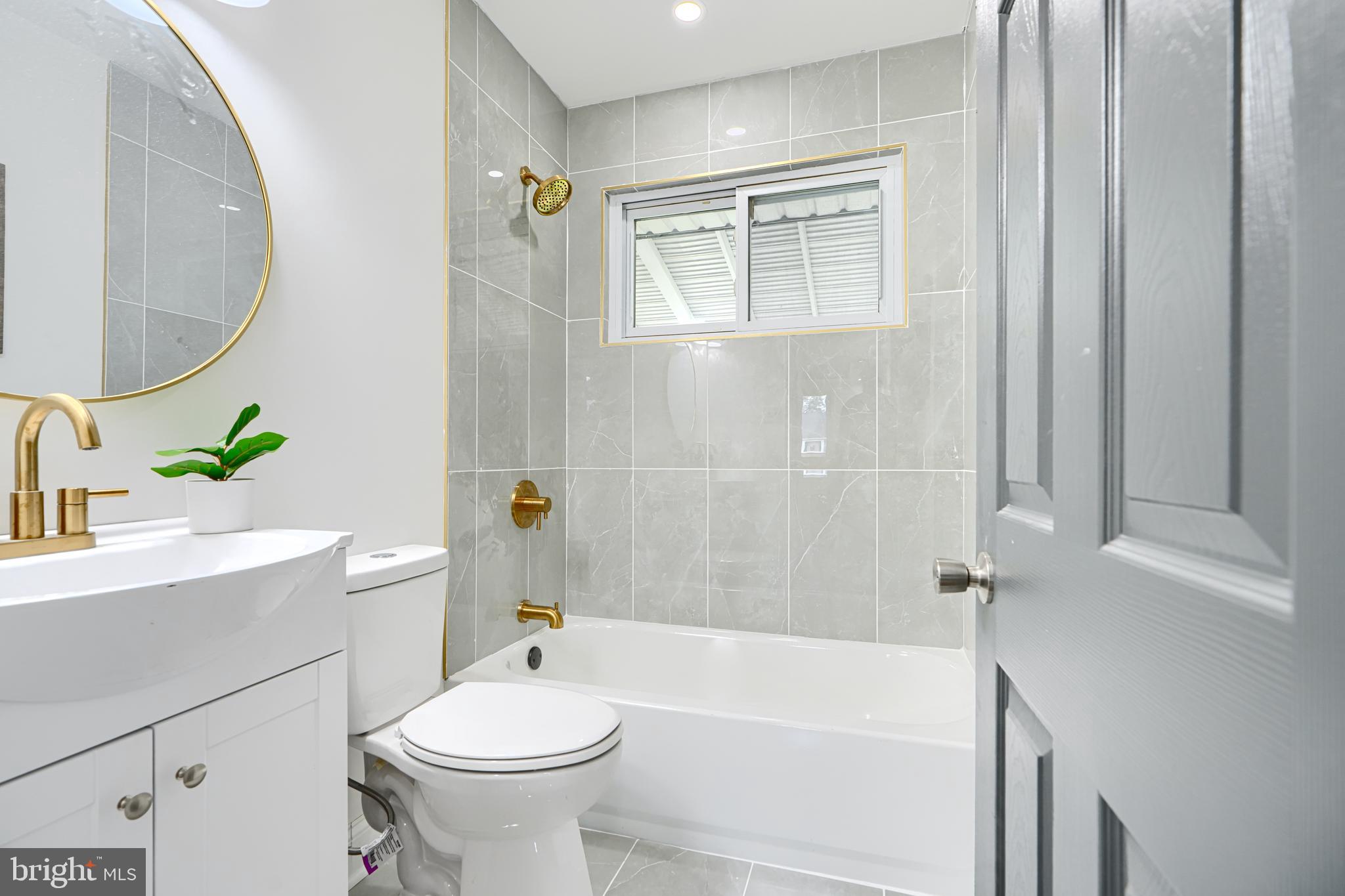 FRANKFORD - Residential