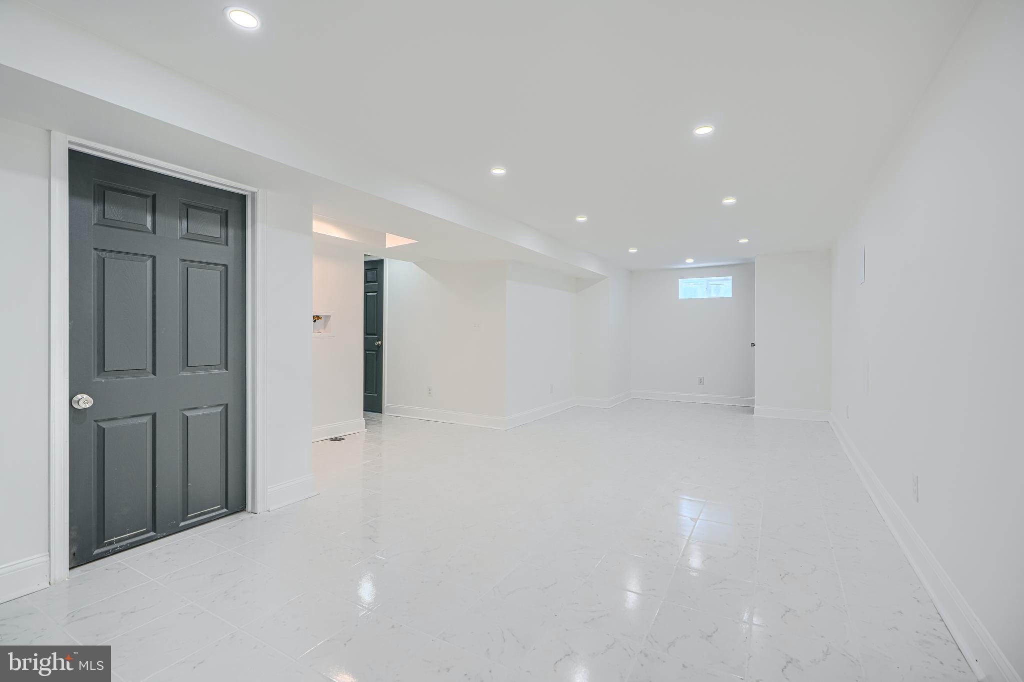 FRANKFORD - Residential