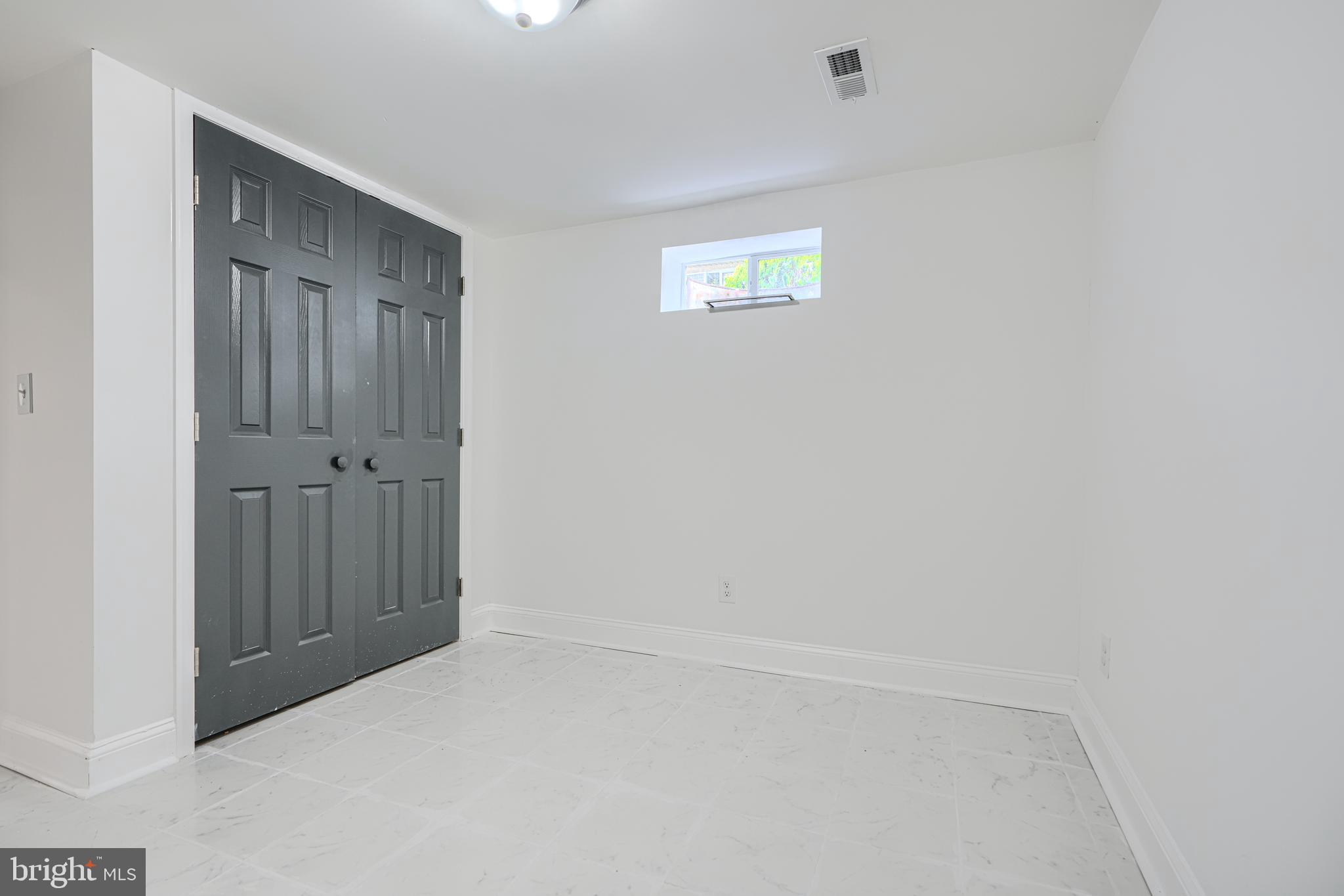 FRANKFORD - Residential